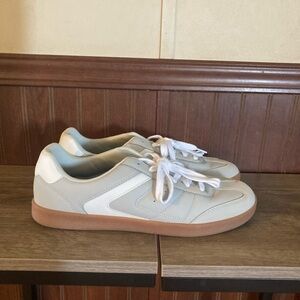 No Boundaries Sneakers
